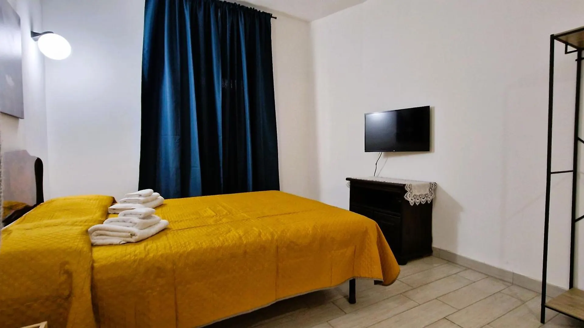 3 Mini Studios In Siniscola Capsule hotel