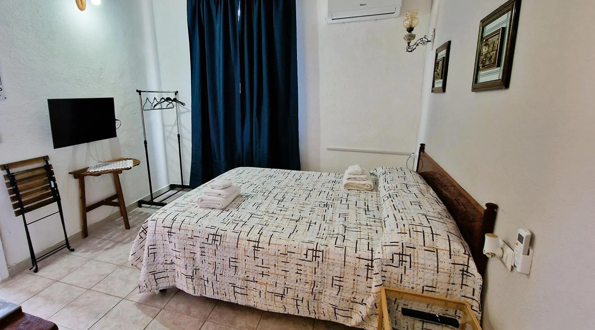 3 Mini Studios In Siniscola Capsule hotel